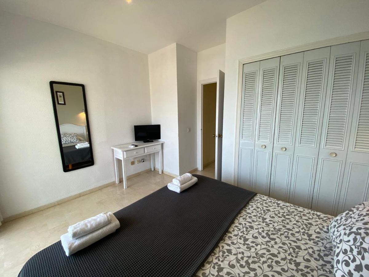 Apartamentos Turísticos Castillo del Vigia Torremolinos Exterior foto